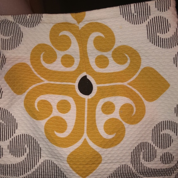 HAROLD’S 100% COTTON SKIRT SIZE 12 (RED, GRAY,BLACK, YELLOW) - Picture 6 of 10